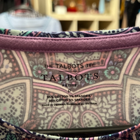 Talbots, Size Petite P, Purple print shirt - Picture 3 of 4